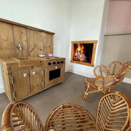 Hébergement de vacances Tussen Duin En By Droomvilla *